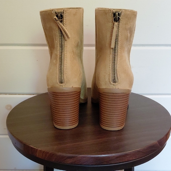Joe Fresh Tan Ankle Boots with Block Heel - Picture 2 of 6